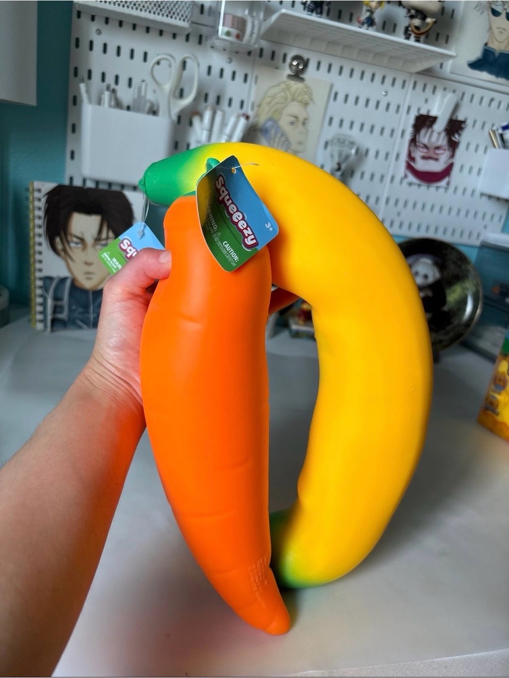 Squeezy carrot and banana squishy bundle viral TikTok